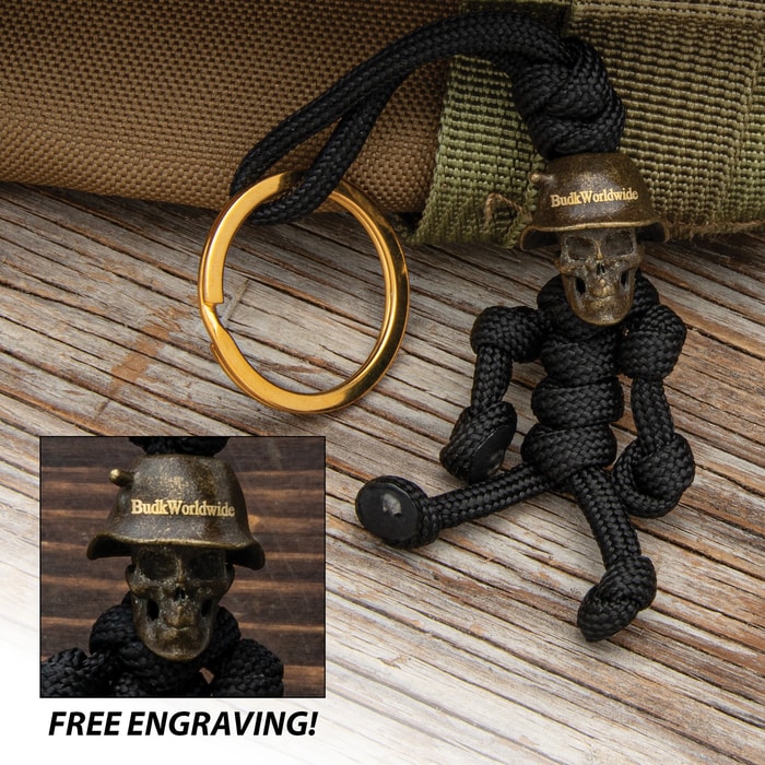 Full image of the Black Skull Trooper Pendant Keychain.